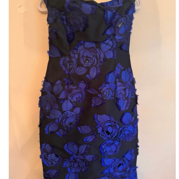 Lela Rose Off-the-Shoulder Floral Brocade Dress size 10, true to size 6 - Picture 9 of 11